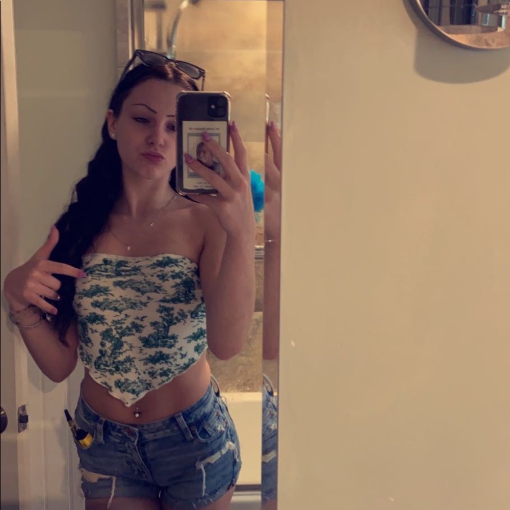 Meet your Posher, Jayda